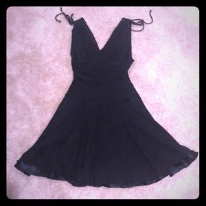 🔥Express Little Black Dress Size 6